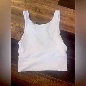 White Lululemon reversible tank top/sports bra size 4